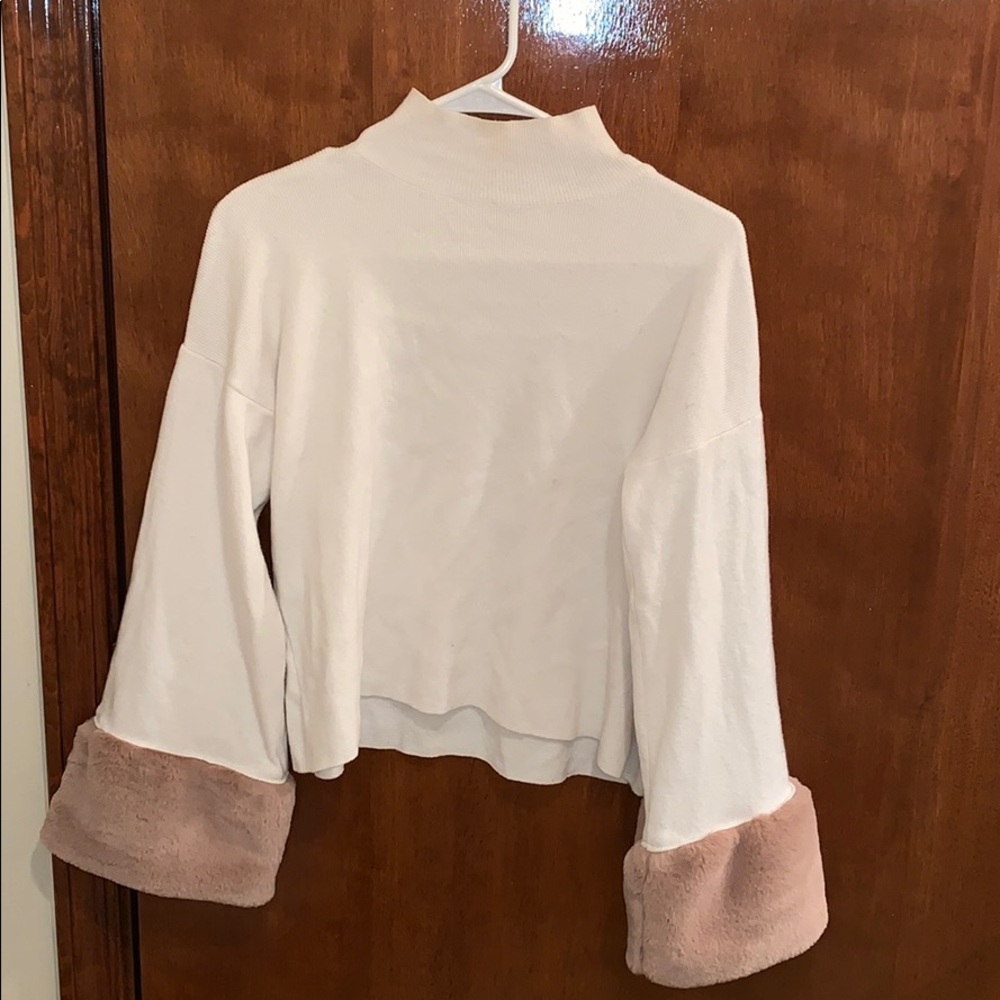 Subdued Bell-Sleeve Sweater in White